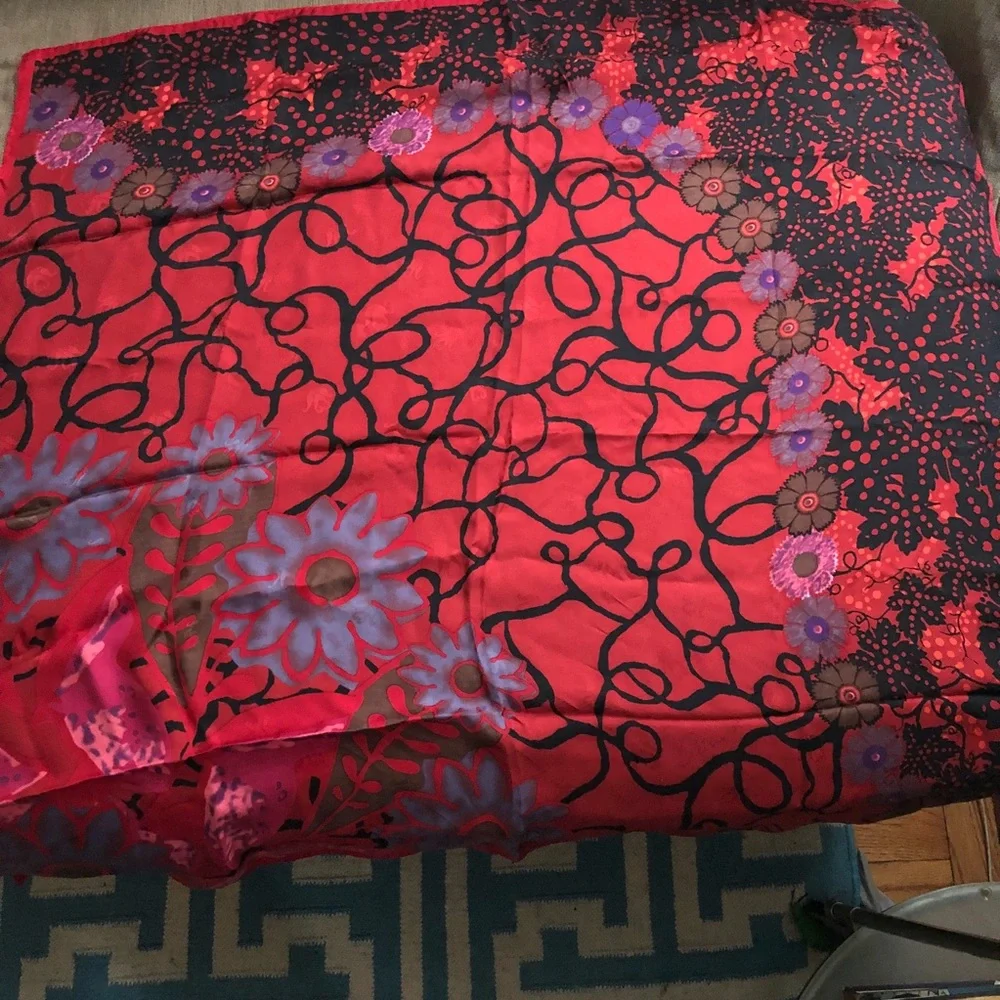 GUMPS 100% Raw Silk Red Scarf